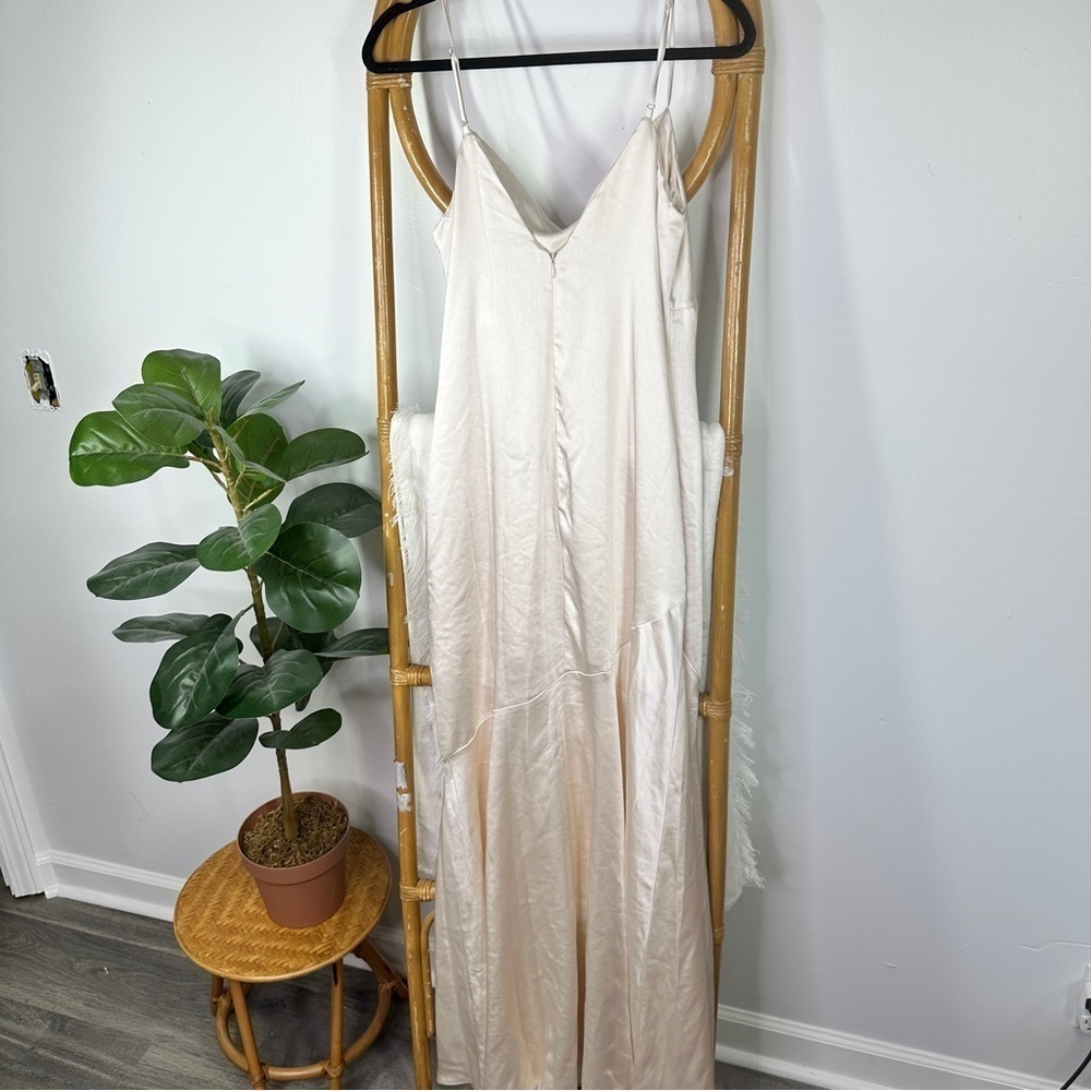 Lulu's Cream Ballgown Maxi Dress sz M - Picture 5 of 6